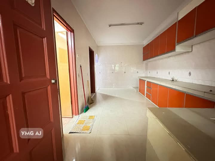 Bandar Bukit Tinggi 2 Klang Double Storey Terrace - Facing Open- 20 x 93 Ft- 4 Bedrooms & 4 Bathroom - photo 12