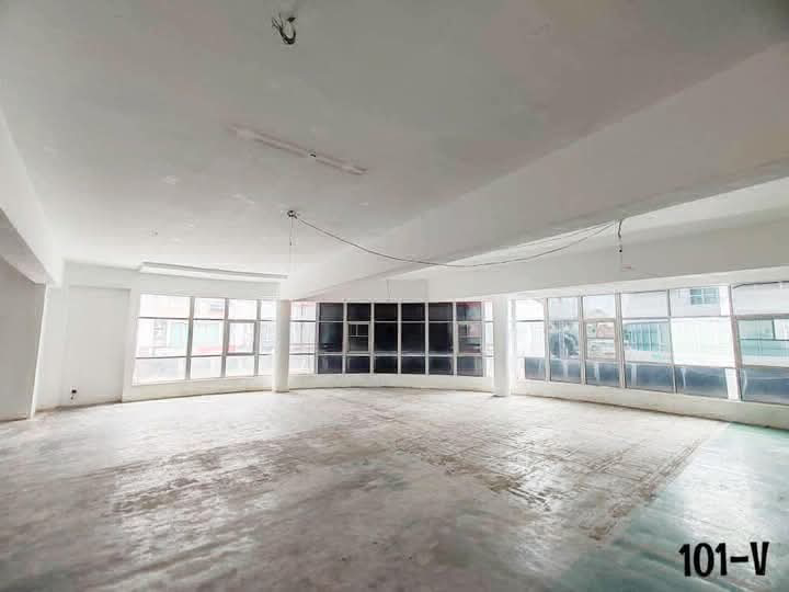 Bandar Bukit Tinggi 1, Klang 1st Floor Corner Shoplot for Rent 35x75 - photo 6