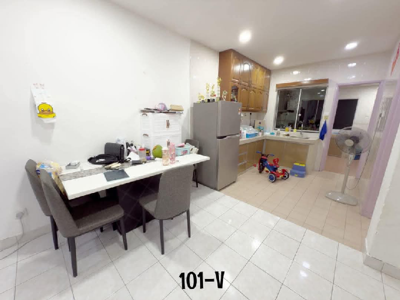 Jenaris Bandar Botanic KlangDouble Storey Terrace House 20x751500 sqft4 Rooms & 3 Bathrooms Renovate - photo 2