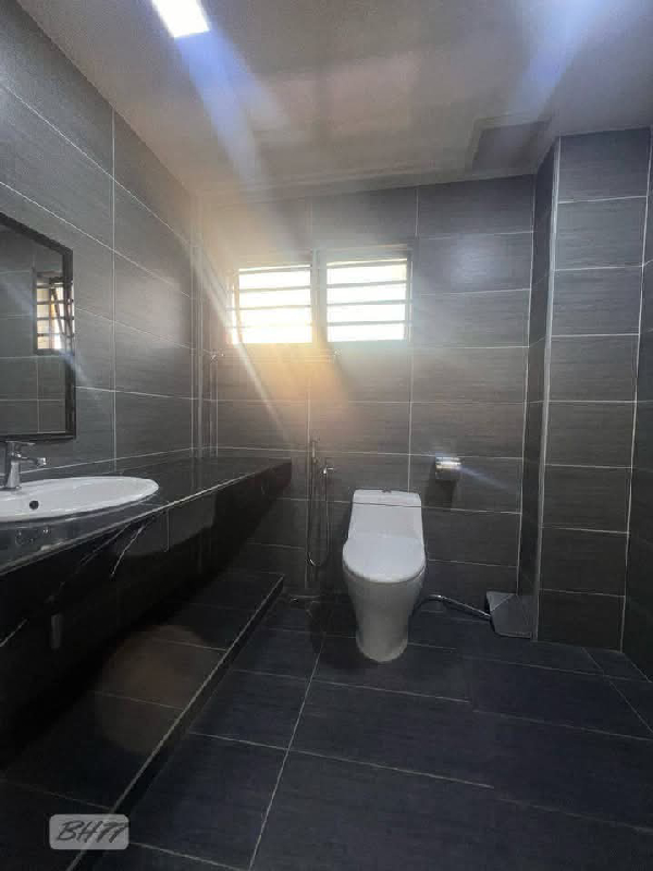Vista Bayu Apartment-1,150Sqft-3 Bedroom-2 Bathroom-Renovated Uni - photo 7