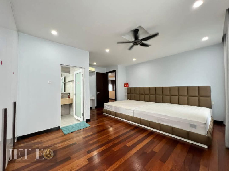Setia Eco Park 2 Storey Renovated Bungalow House  - photo 9