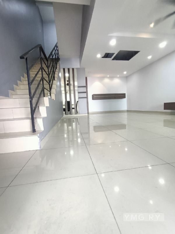 Taman Sejati 4 Klang renovated 3 storey L1 - photo 4