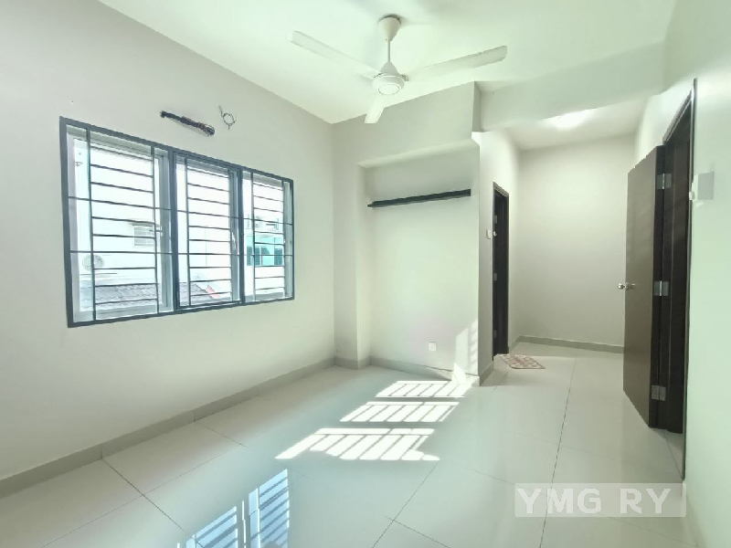 Taman Sejati 4 Klang renovated 3 storey L1 - photo 10
