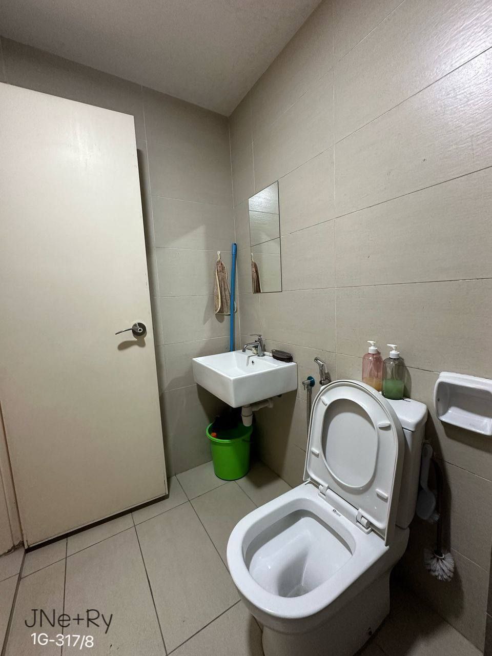 Gravit 8 kota bayuemas klang fully furnished wifi - photo 6