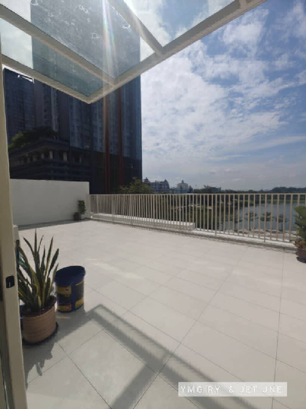 The Tresor Gravit8 Parkhome Part Furnish Aircond Biggest Balcony Brand New Unit lake view (G1) - photo 4