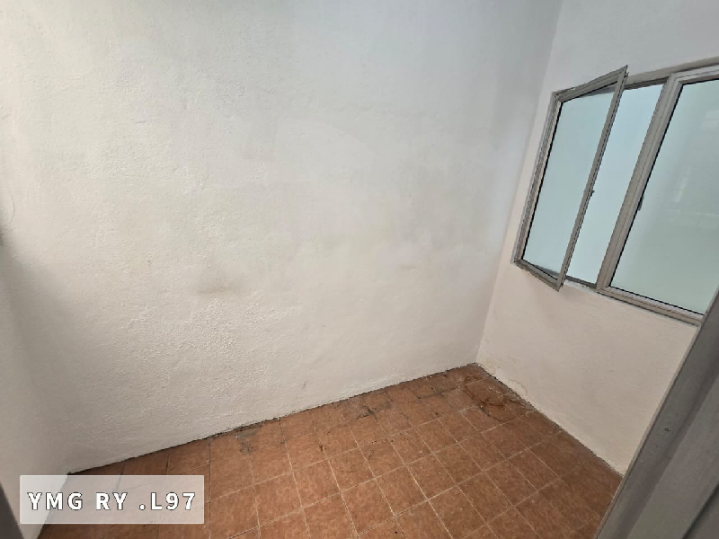 L97.Bayu Villa Klang bayu perdana klang basic fan n light good for - photo 4