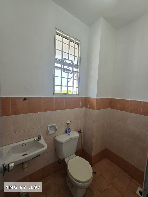L97.Bayu Villa Klang bayu perdana klang basic fan n light good for - photo 6