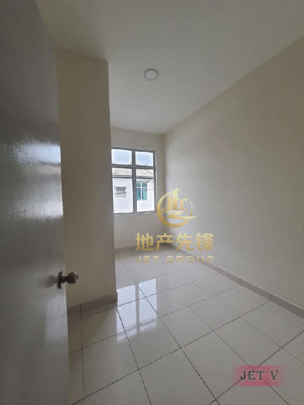 Y214.Telok Panglima Garang (Taman Bentara) More ParkingDouble Storey House For Rent facing no house  - photo 6