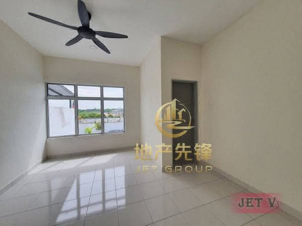 Y214.Telok Panglima Garang (Taman Bentara) More ParkingDouble Storey House For Rent facing no house  - photo 9