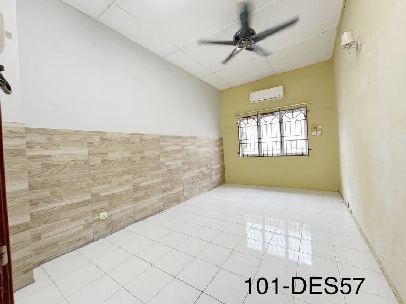 Y215. Klang Bayu perdana below value 20x75 double storey Extend up down !! - photo 7