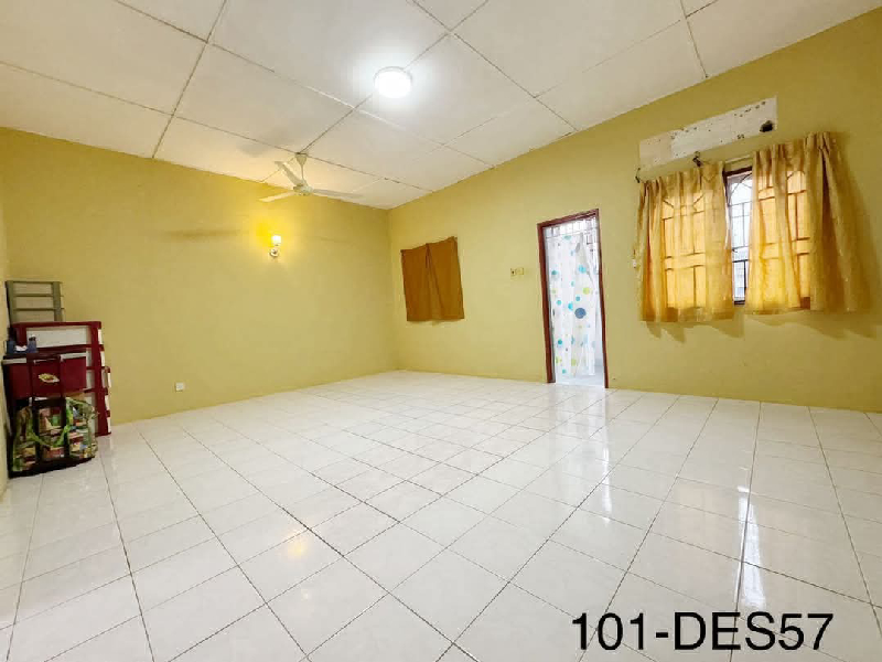Y215. Klang Bayu perdana below value 20x75 double storey Extend up down !! - photo 8