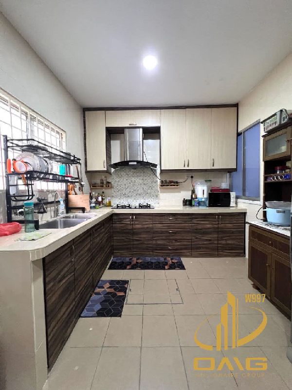 Taman Bayu Perdana Klang2 Storey House For SalesSqft 20x754 Bedrooms 3 BathroonsFreeholdKitchen Exte - photo 3