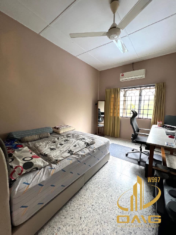 Taman Bayu Perdana Klang2 Storey House For SalesSqft 20x754 Bedrooms 3 BathroonsFreeholdKitchen Exte - photo 5
