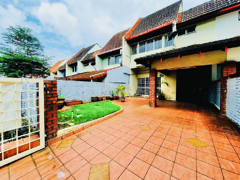 Rumah Sewa Teres 2 Tingkat, Taman Tun Dr Ismail KL - Partly Furnished