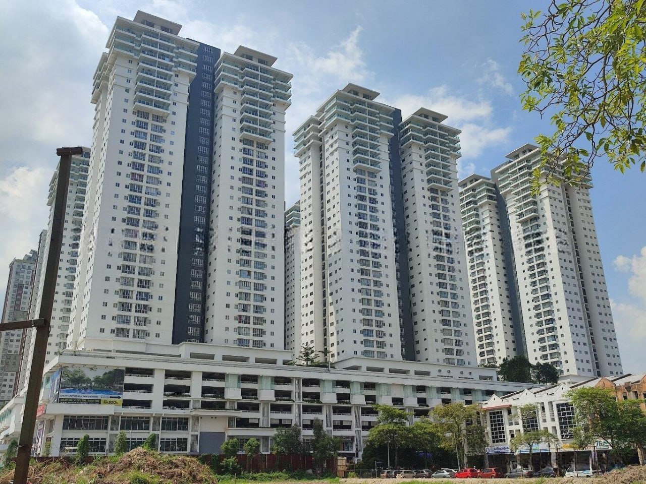 Maxim Sentul ...