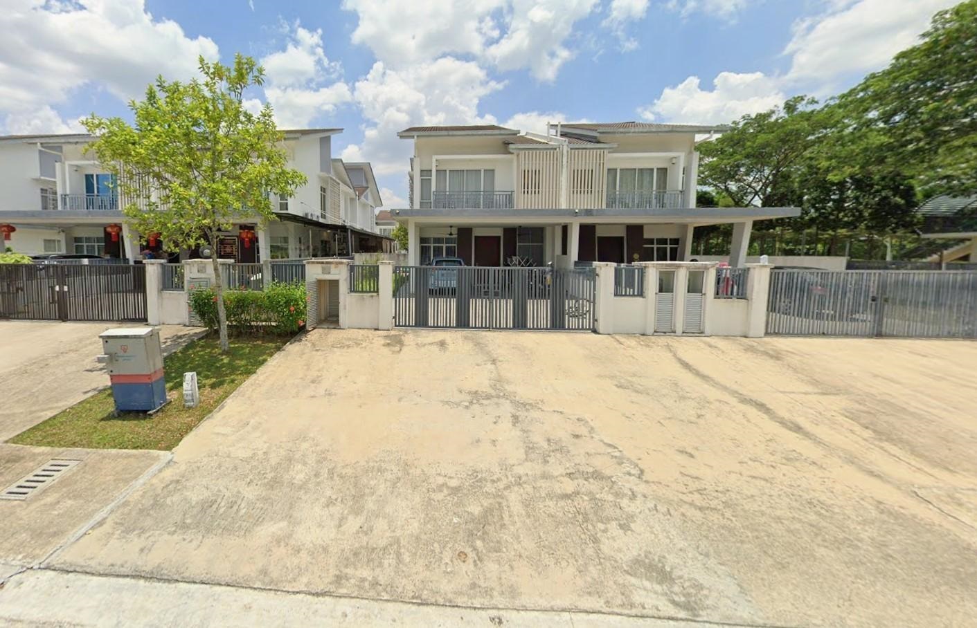 M Residence 2