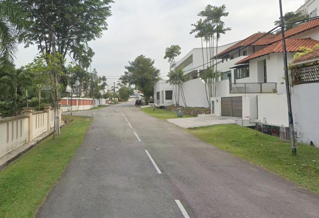 Taman Bukit Pantai - photo 3