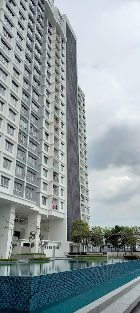 The Edge Residence - photo 2