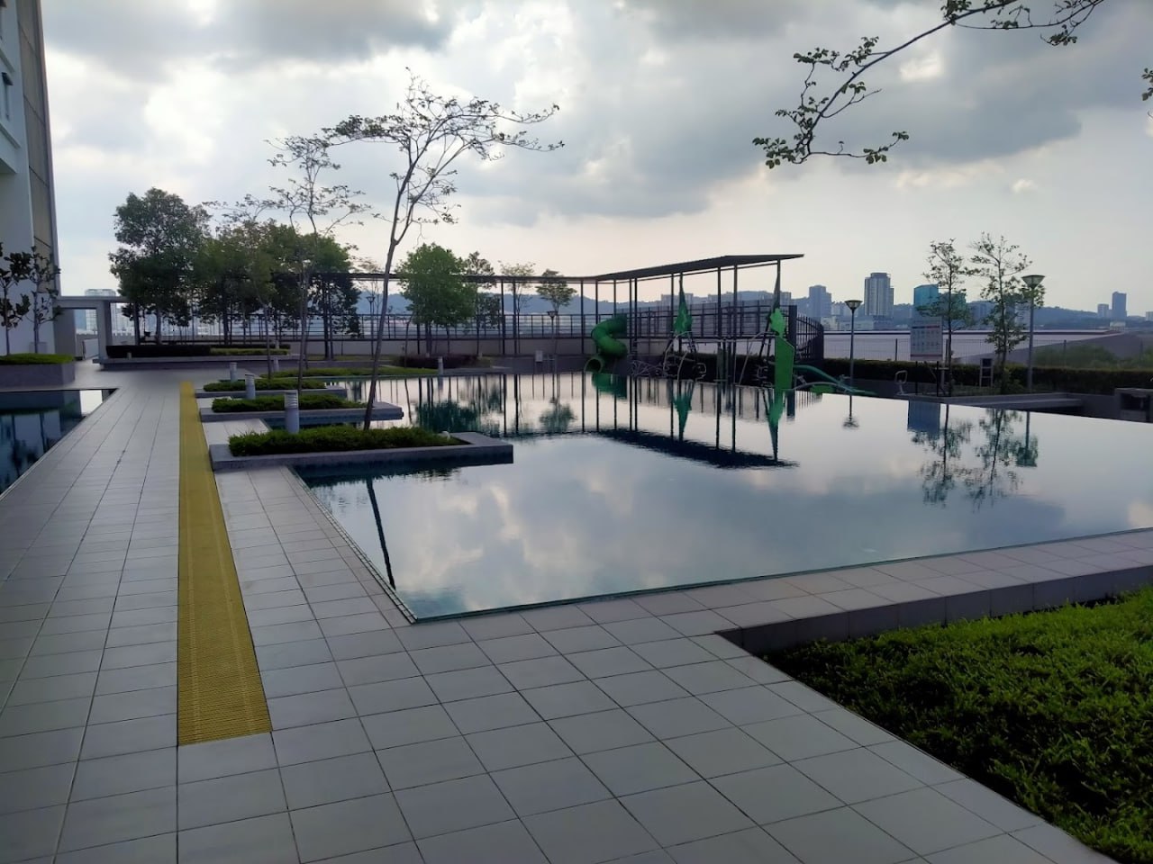 The Edge Residence - photo 3