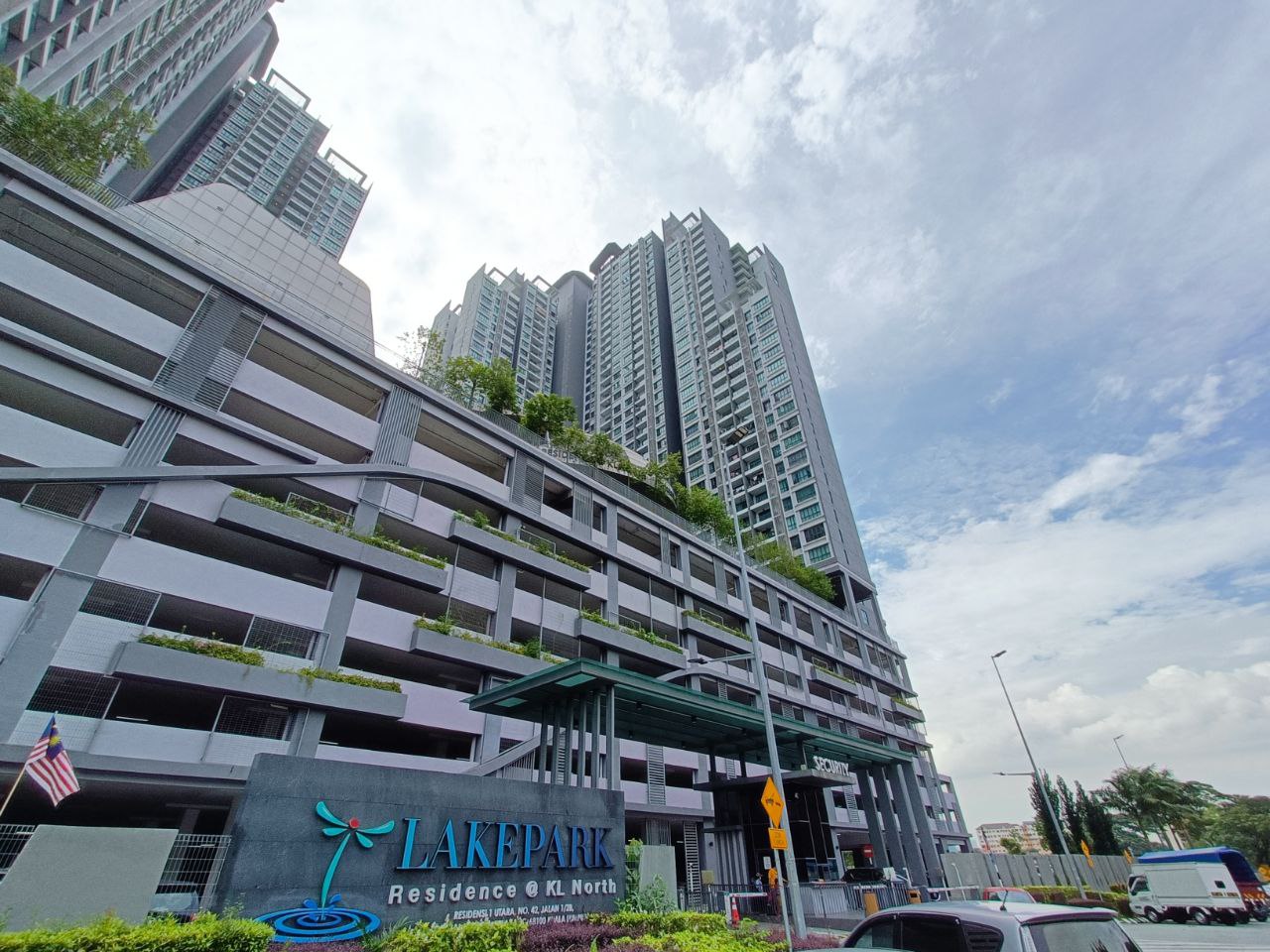 Lakepark Residence