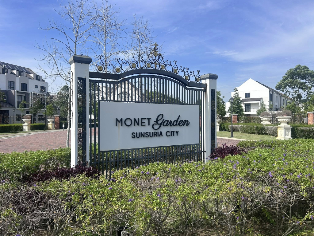 Monet Garden - photo 3