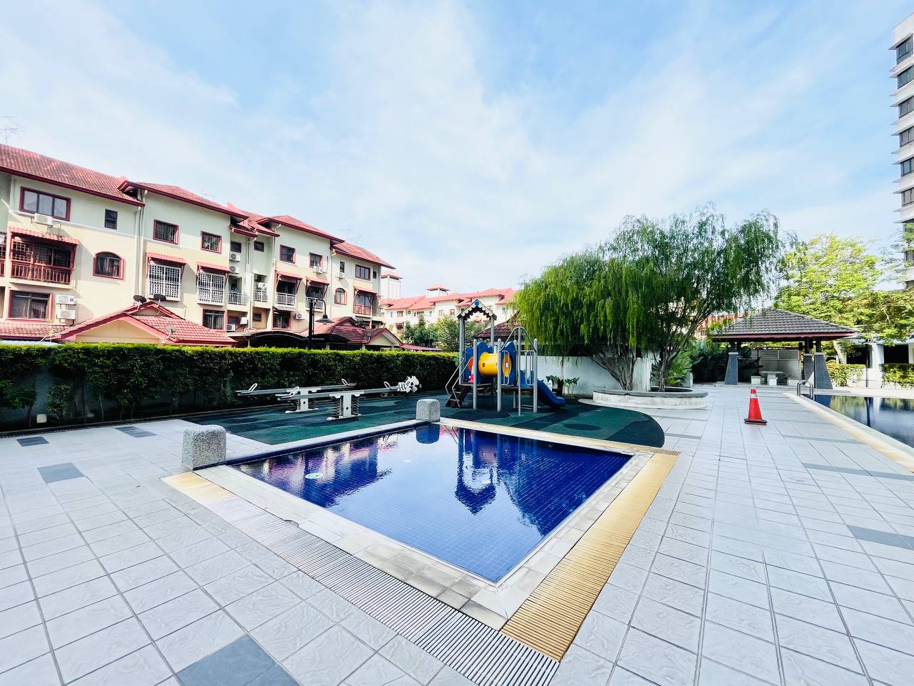 Laman Tasik - photo 3
