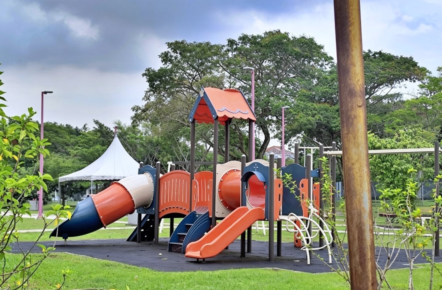 Taman Impian Sutera - photo 4