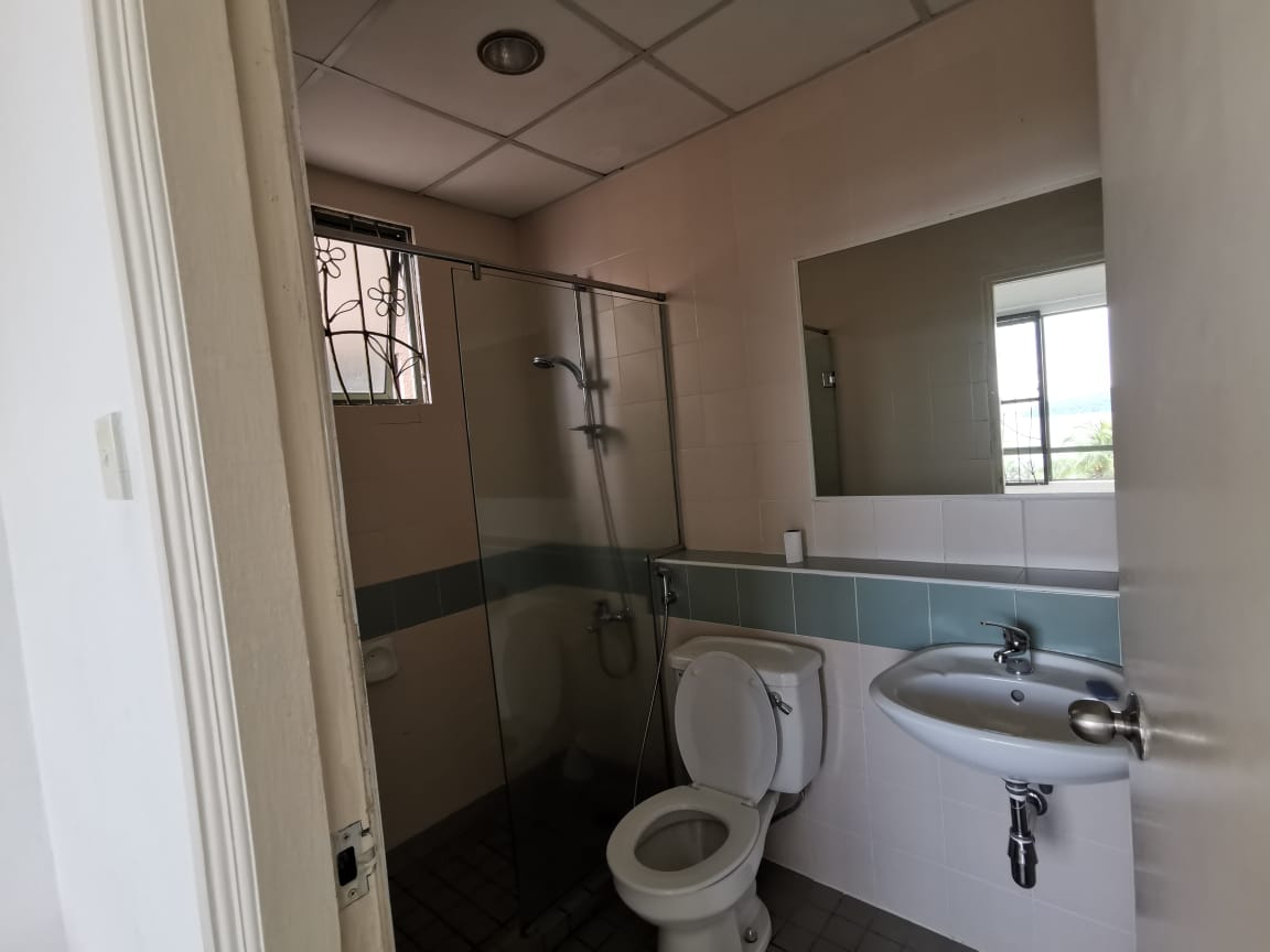 Peak Condominium Seaview For Rent - photo 9