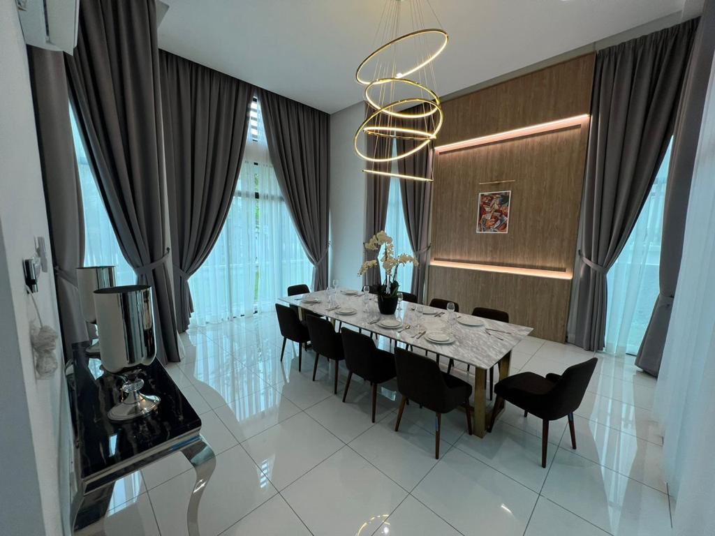 3 Storey Bungalow For Sale - photo 2