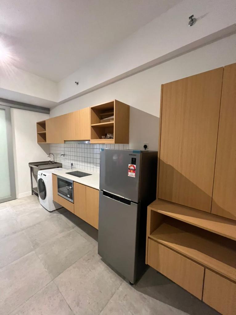 Union Suites 469sf For Rent - photo 5