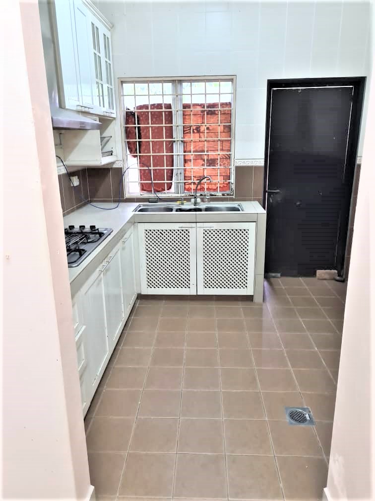 Fully Renovated 2 Storey SBCR Saujana Utama - photo 6