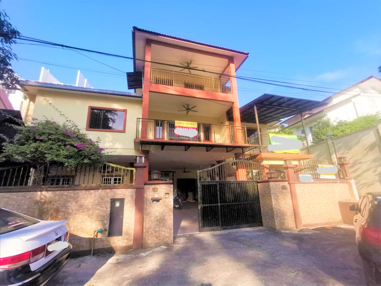 Facing Open 3 story bungalow  Bukit Antarabangsa - photo 1