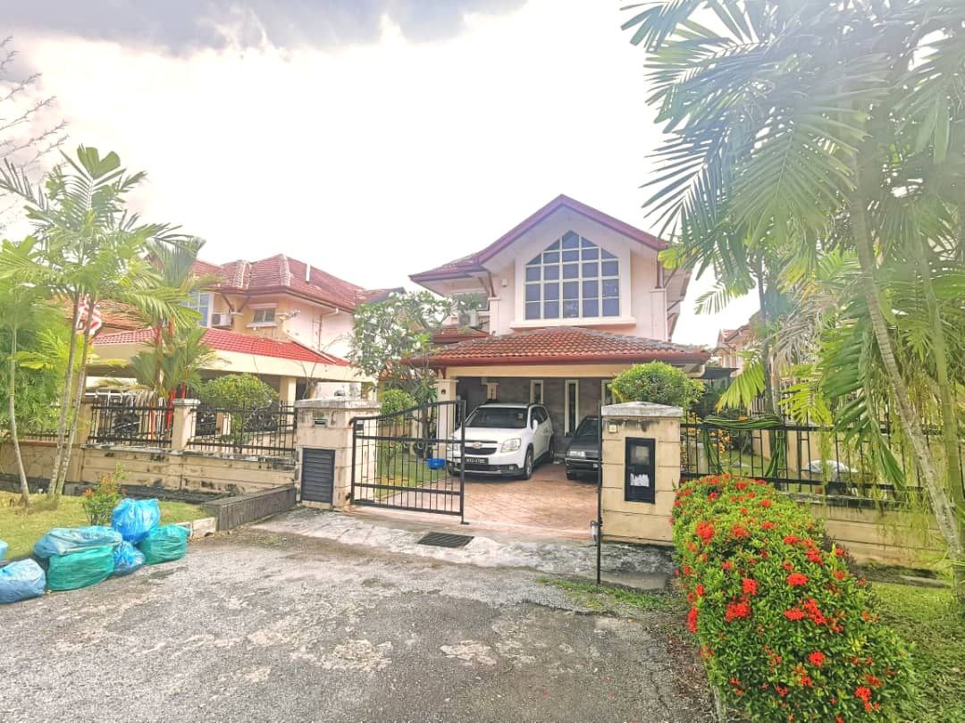 Double Storey SEMI D House Bandar Seri Putra