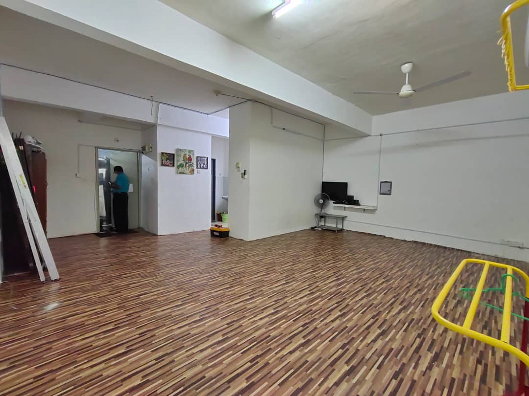 Shop Apartment At Taman Putra Kajang - photo 3