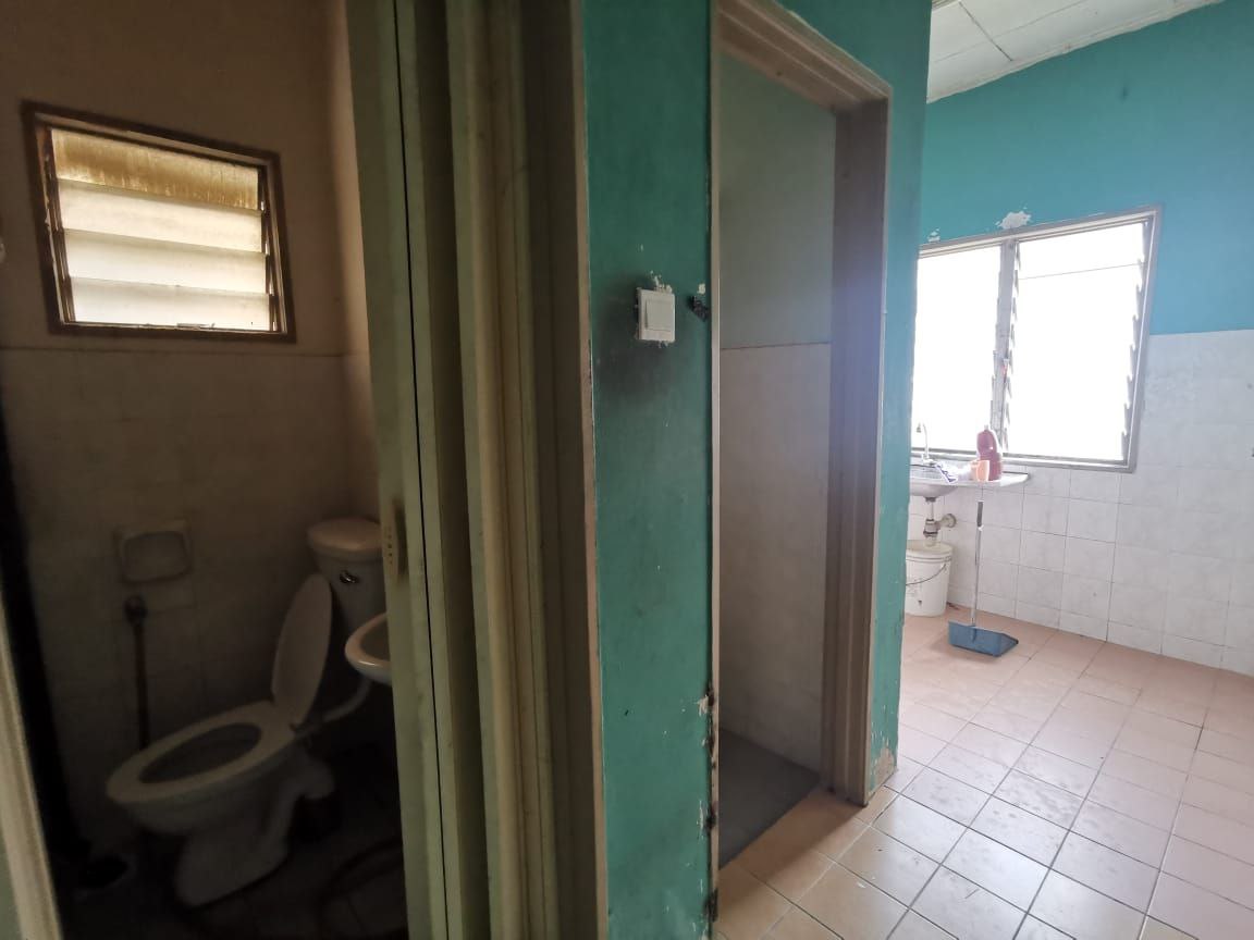 Single Storey Terrace House Taman Semenyih Impian - photo 3