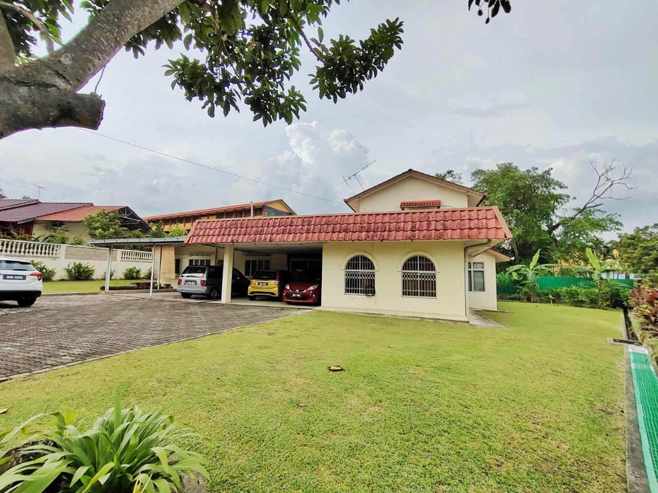 Bungalow House For Sale, Seksyen 12, Petaling Jaya