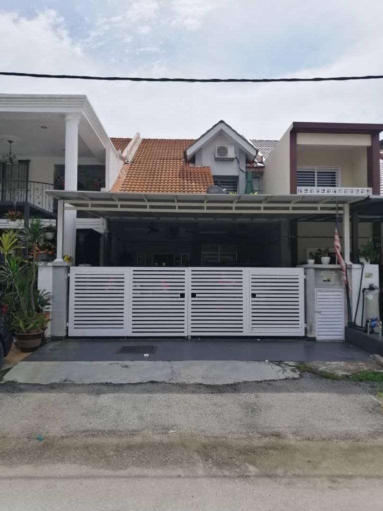 Double Storey , Alam Suria Bandar Puncak Alam