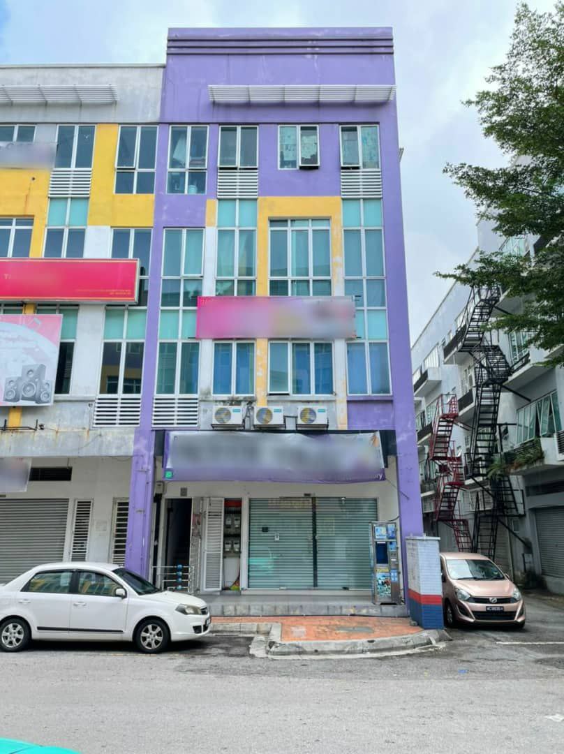 4 Storey Endlot Shoplot, Signature Park