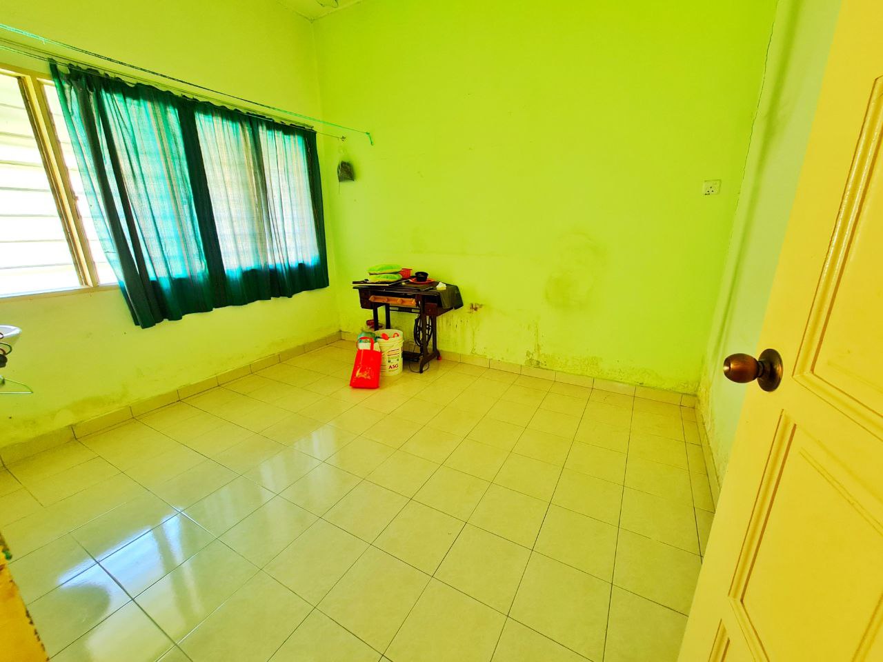 Single Storey Corner Lot, Taman Sri Sungai Chua - photo 8