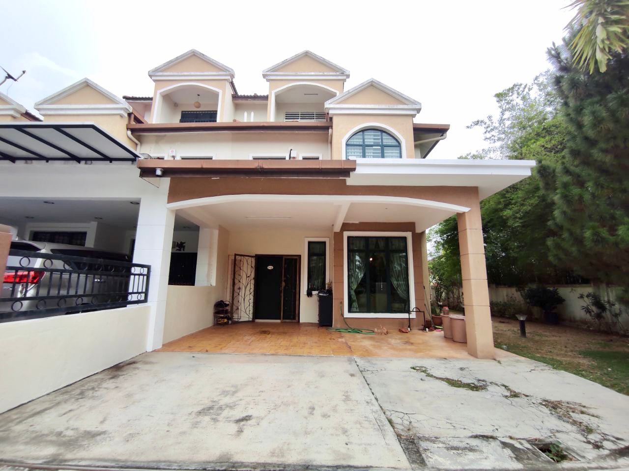 CORNER House Kota Warisan, Warisan Indah
