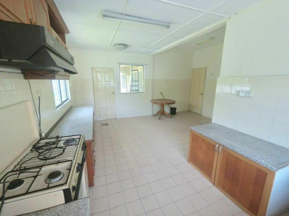 CORNER LOT Double Storey Terrace, Taman Nirwana - photo 13