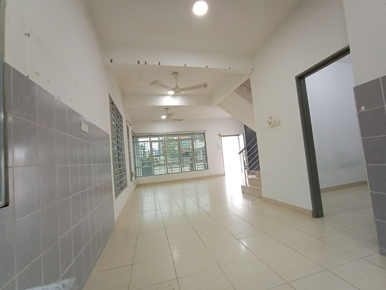 End Lot with Land, Pines Bandar Hillpark - photo 3