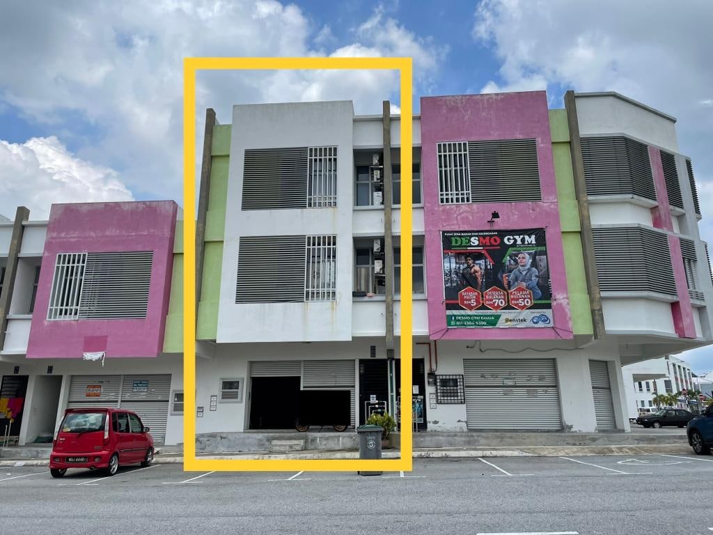 End Unit Shop, Office Lot Mercato 2 Bandar Enstek