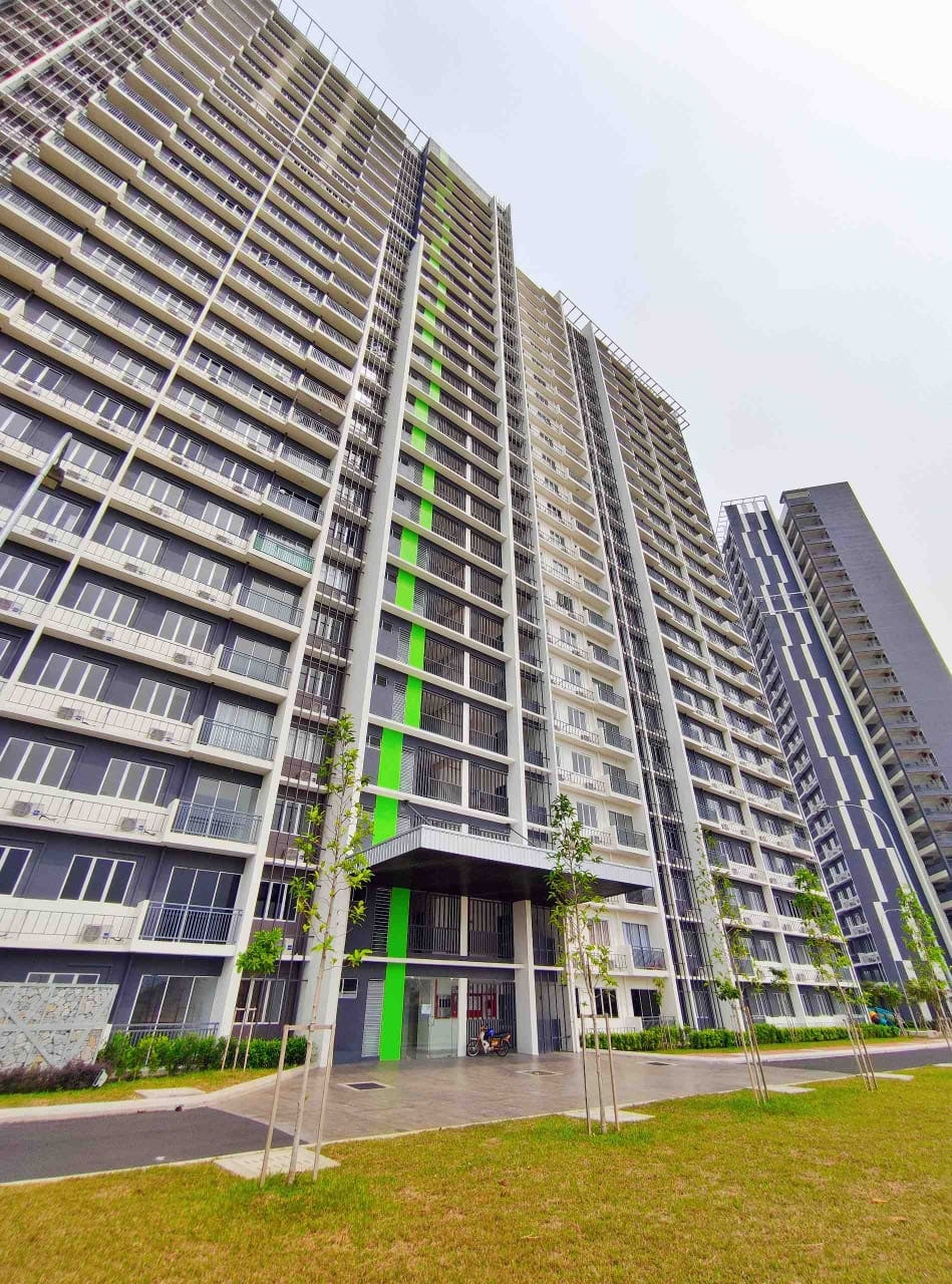 CORNER LOT NEW HOUSE RESIDENSI ADELIA Bangi Avenue