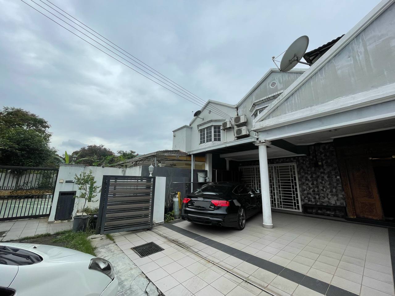 Double Storey Terrace House Bandar Sri Damansara, - photo 1