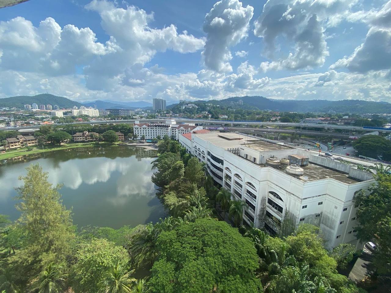 Impiana On The Waterfront Condominium Jalan Ampang - photo 8