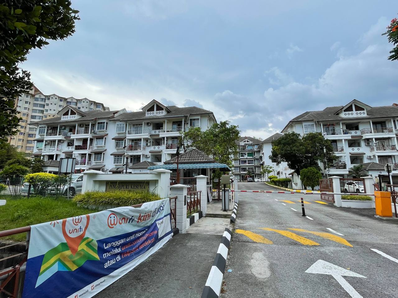 Pangsapuri Kesuma Bandar Kinrara Puchong