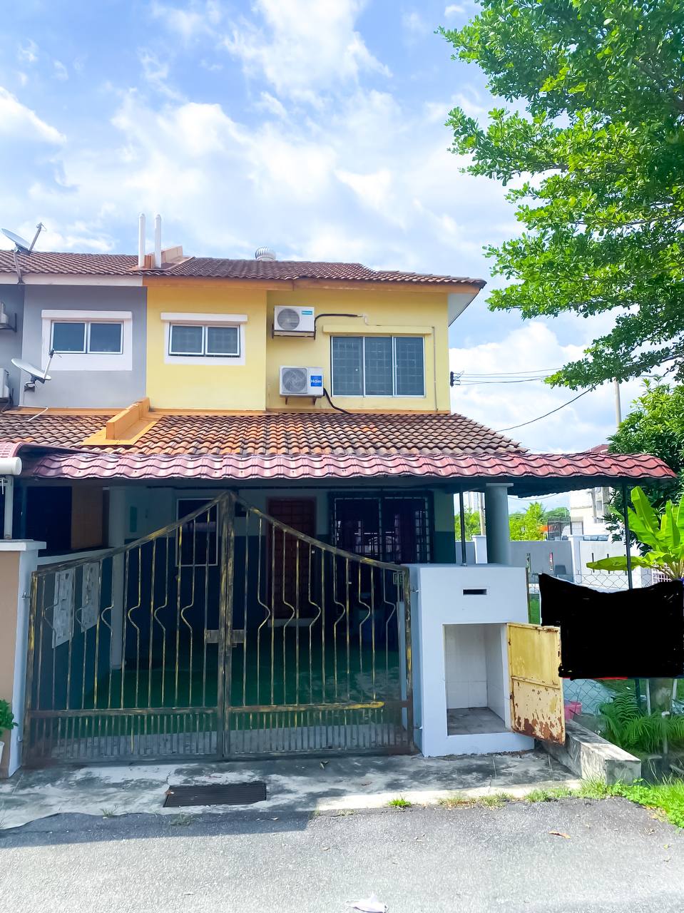 Corner Lot Double Storey Bandar Saujana Putra