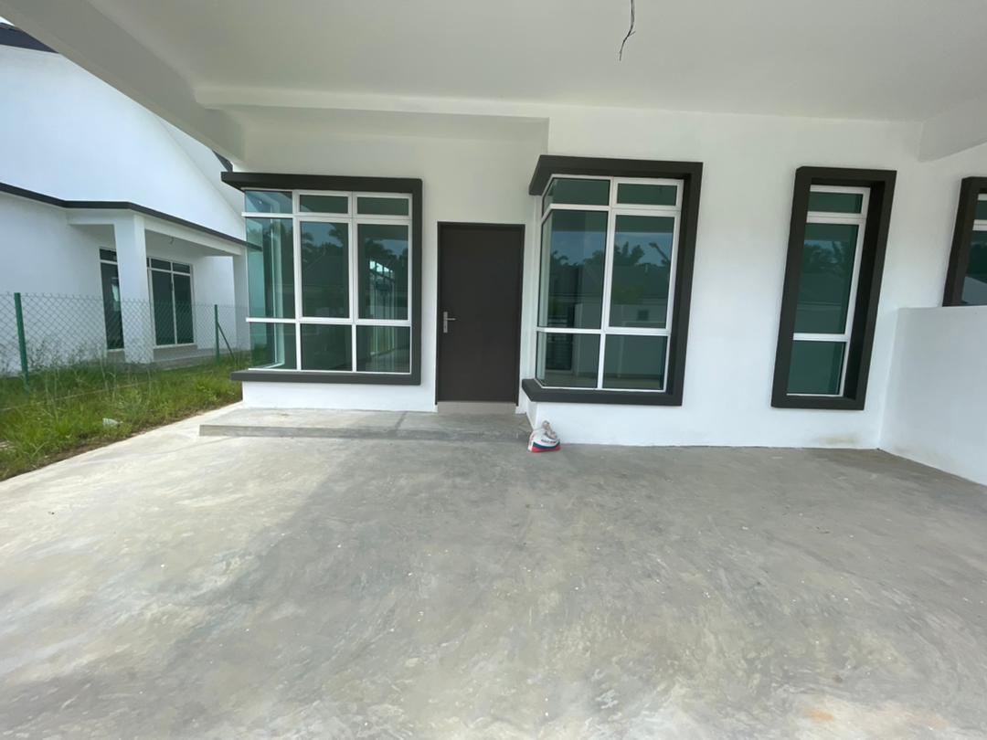 Single Storey Semi D Taman Langat Utama 2 - photo 3