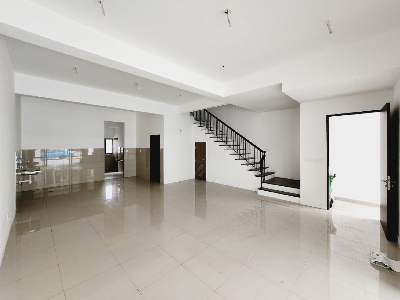 New 2 Storey Terrace House Serene 5 Serene Heights - photo 3